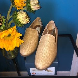 *NEW* Universal Thread Size 10 Natural Flats